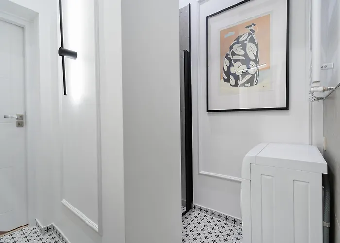 Fancy District Jezyce Апартаменты *